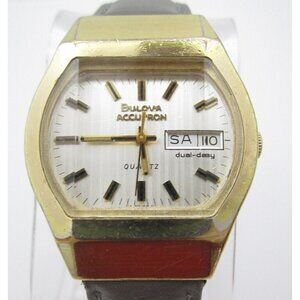 Vtg Bulova Accutron Swiss Quartz Dual Day Analog 34mm Watch (H538) New Battery
